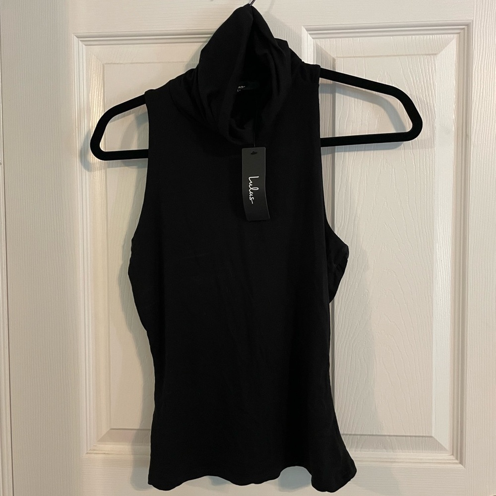 Lulu's Black Fitted Sleeveless Tank Top